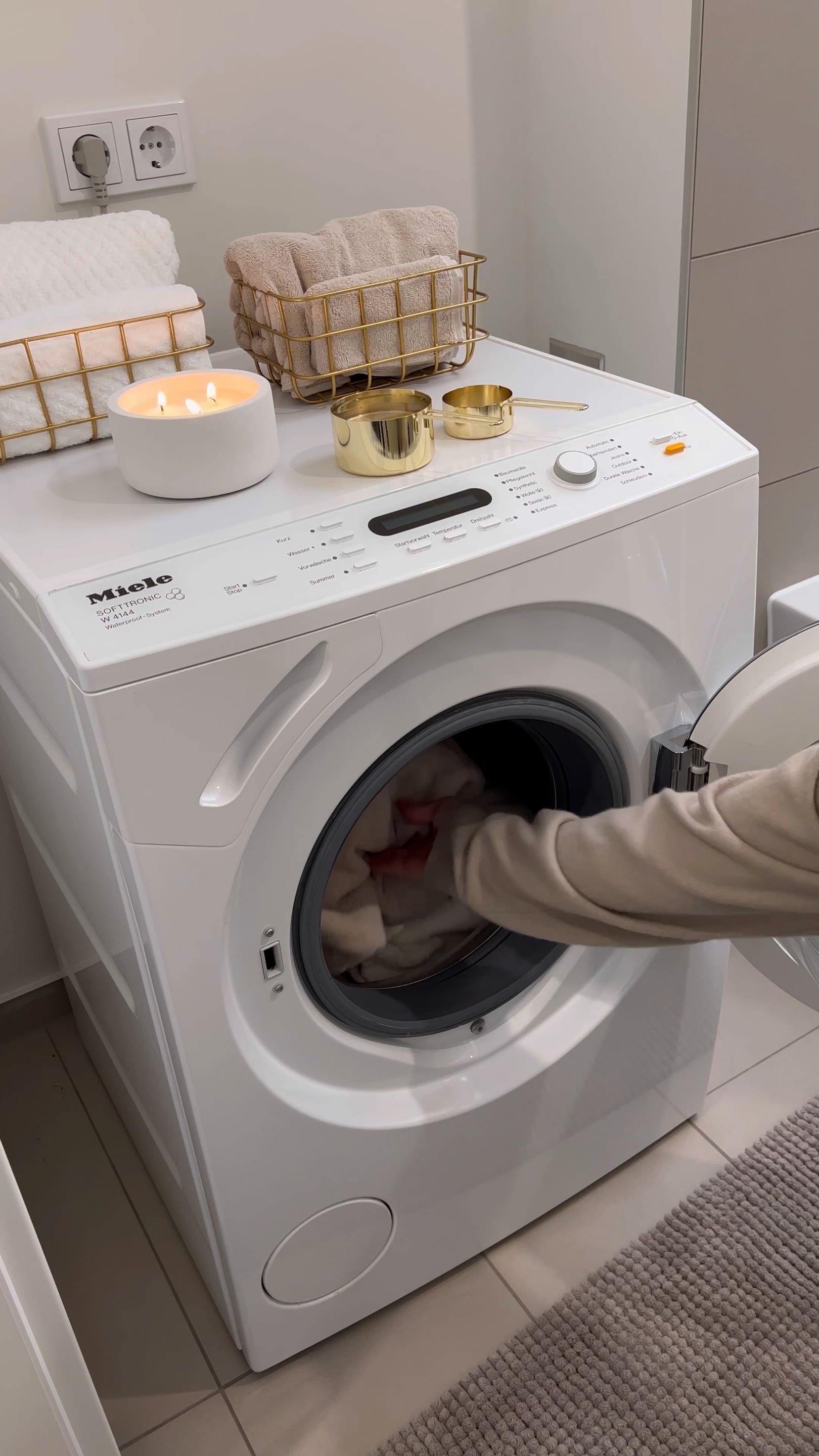 How to soften Towels washing machine on Vimeo