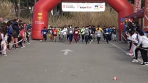 250 participants a la cross comarcal que s'ha fet a l'Escala