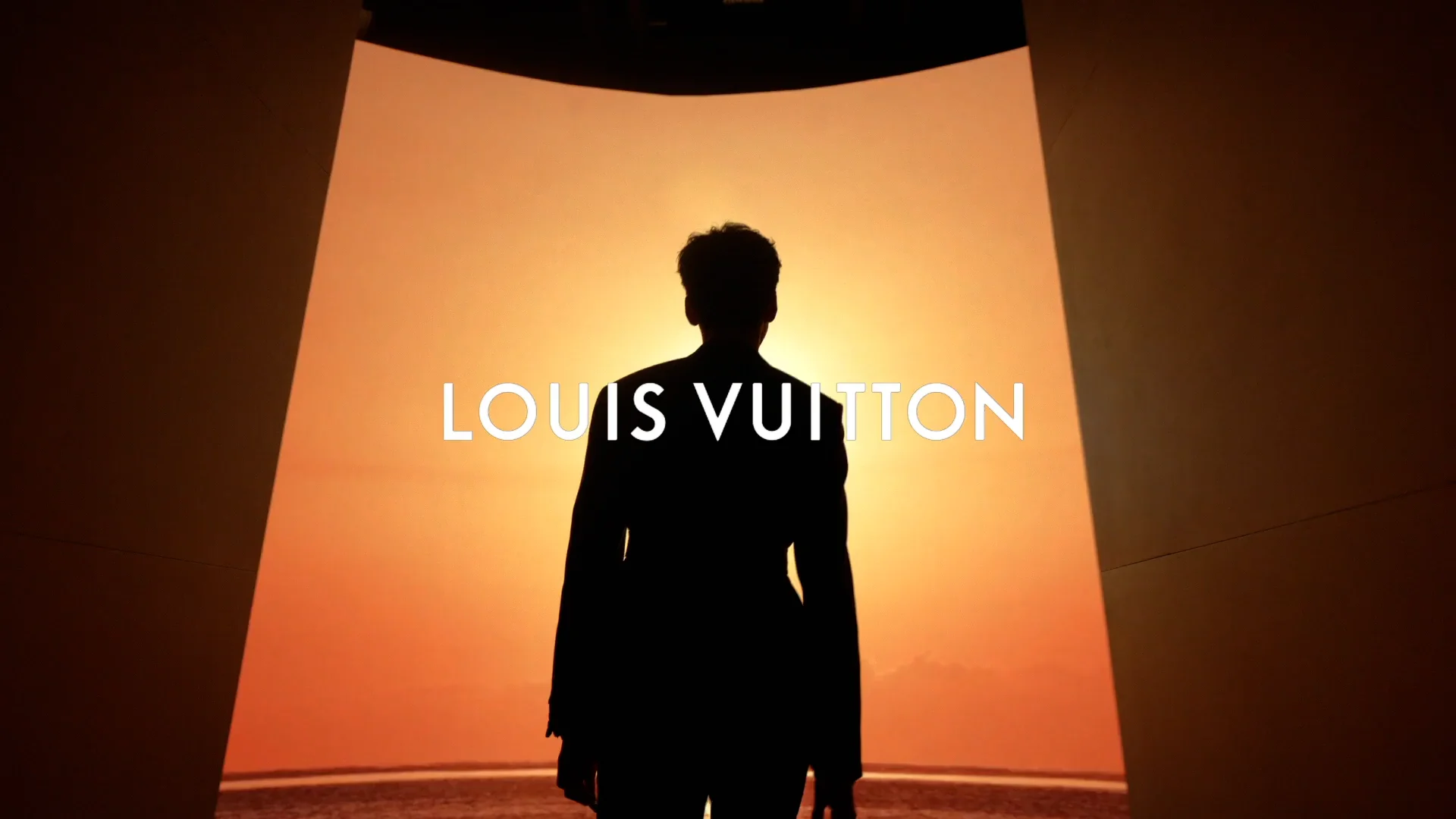 Louis Vuitton Tambour Horizon On Vimeo