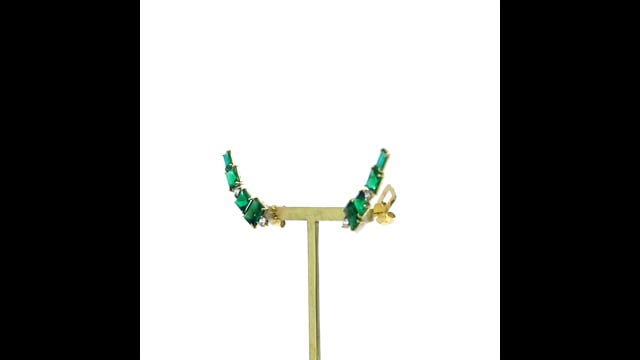 Brinco Earcuff em Ouro Amarelo com Cristal Verde e Safira Branca - Coleção Victória Zanon