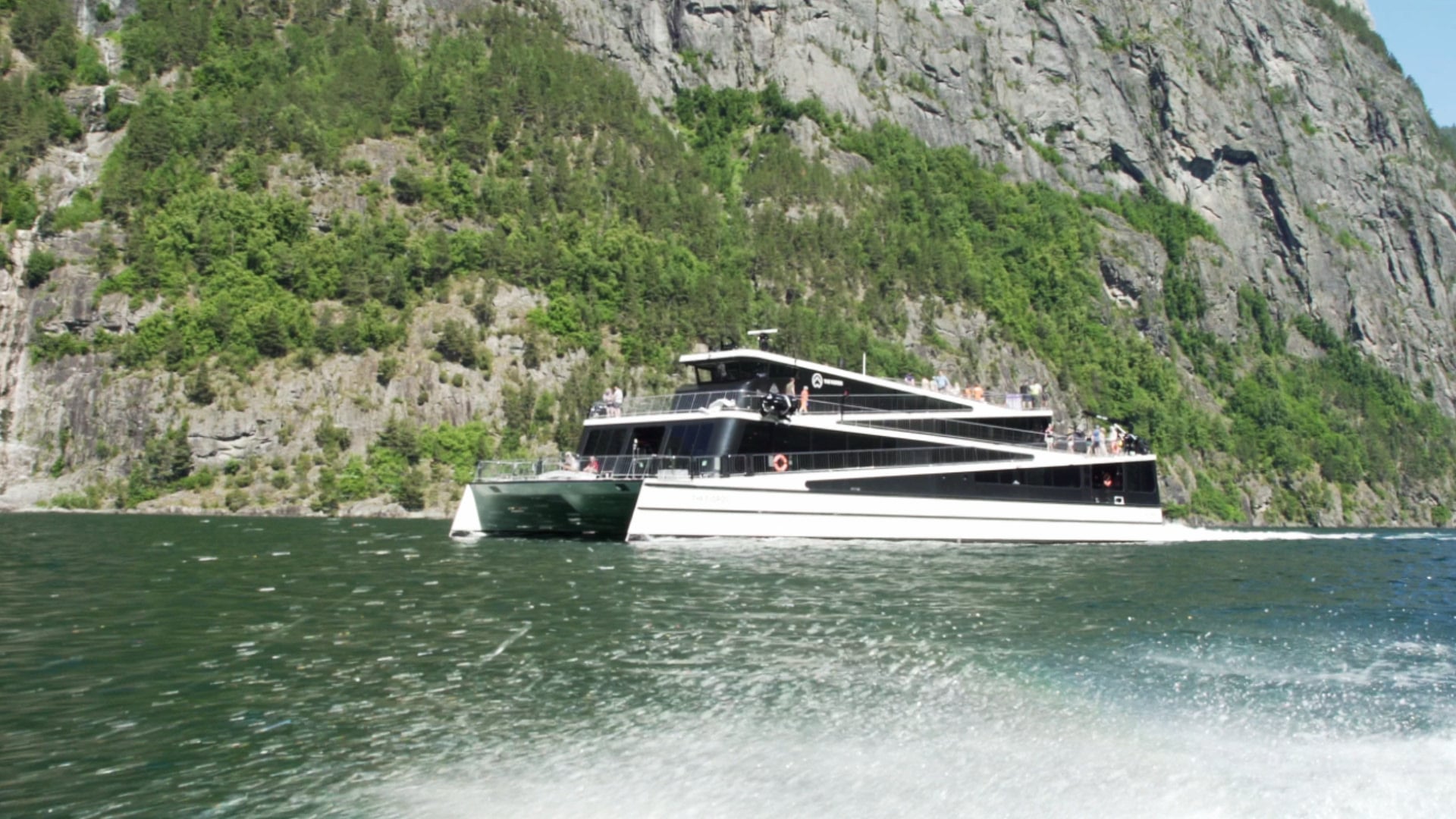 290621_WEDNESDAY_VEKOCRUISE_BM_TVMASTER.mov