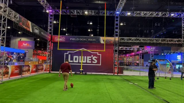 Super Bowl Experience: Fans flock to Los Angeles Convention Center for a  chance to play football games, pose with Lombardi trophy - ABC7 Los Angeles