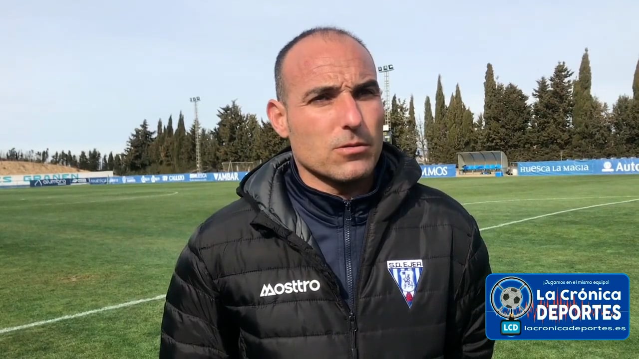 IVÁN MARTÍNEZ (Entrenador Ejea) SD Huesca B 2-3 SD Ejea / J 20 / 2ª RFEF - Grupo 3 / Fuente: Facebook SD Ejea