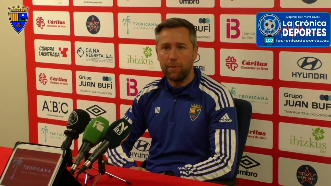 VÍCTOR BRAVO (Entrenador Teruel) CD Ibiza 2-2 CD Teruel / J 20 / 2ª RFEF - Grupo 3 / Fuente: YouTube CD Teruel