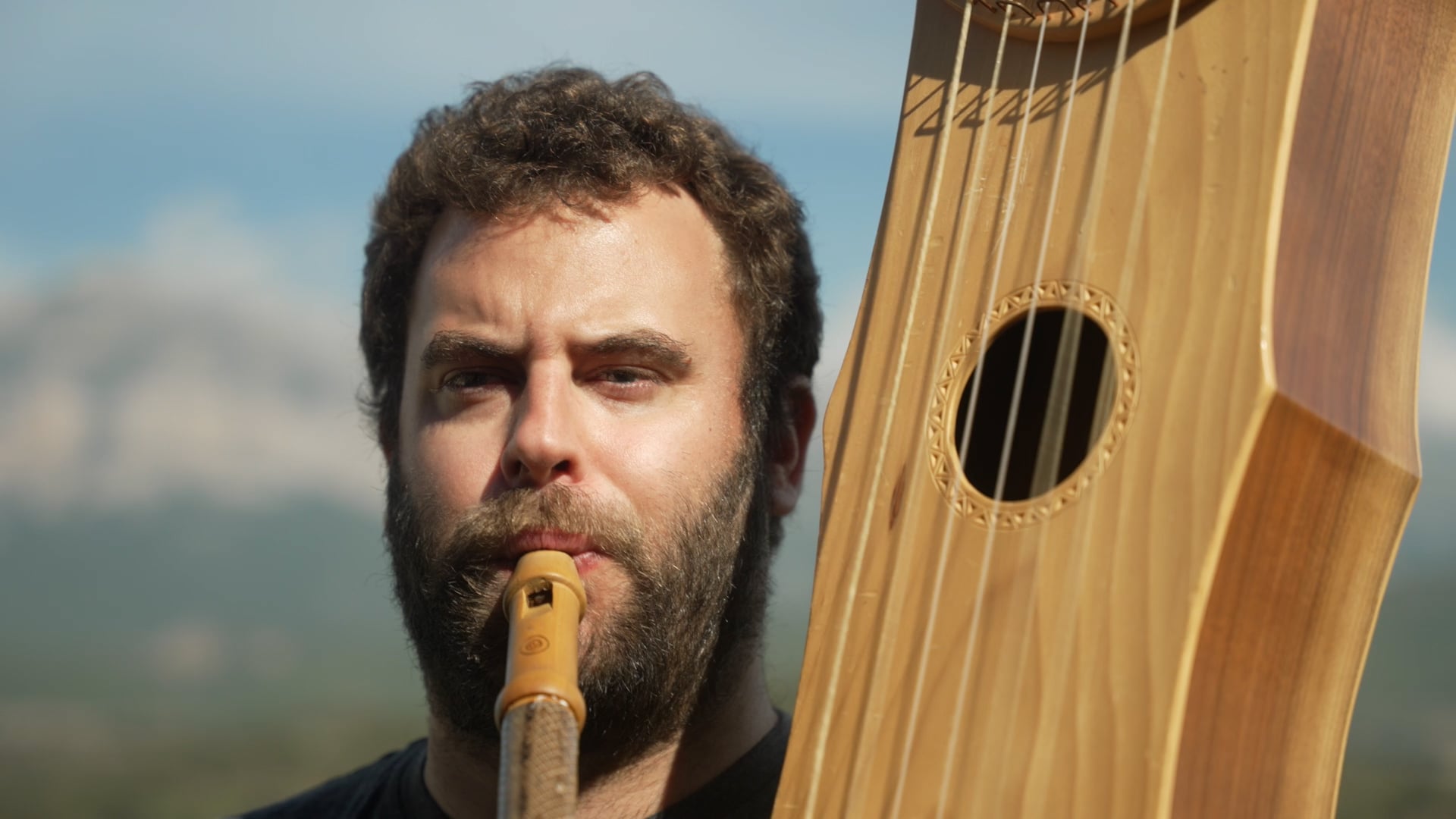 Pildoras Audiovisuales: Chiflo y salterio en el Alto Aragón on Vimeo