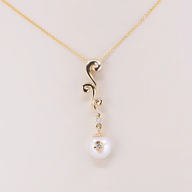 Ashton Gold Pearl Chain Necklace in White Pearl