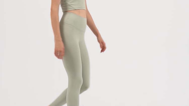 Naked Feel Sanding Workout Casual Yoga Jackets on Vimeo