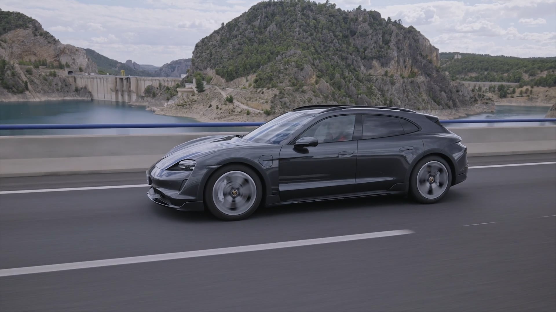 Porsche | Electroroads Ep11. Madrid to Valencia