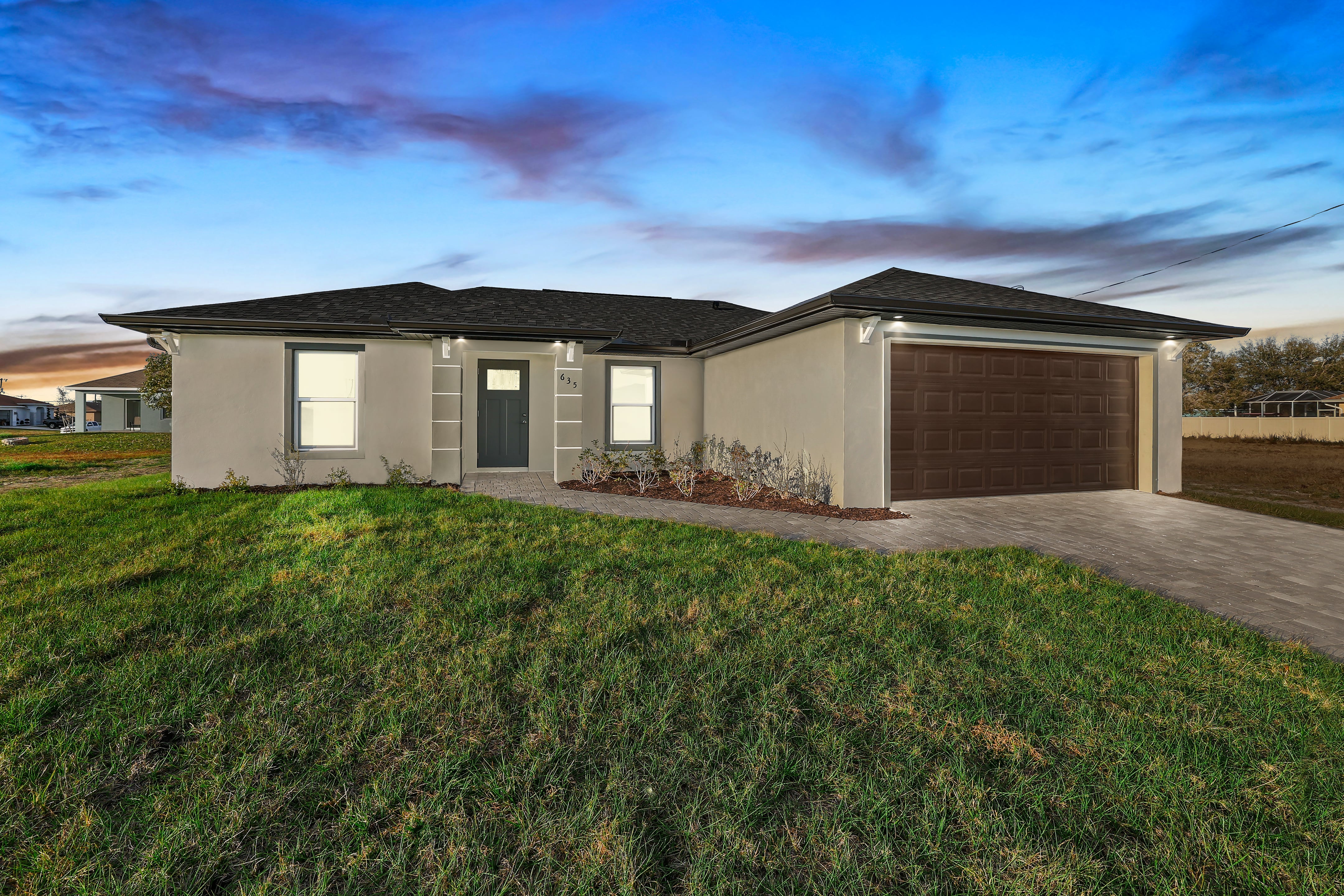 3 bed 2 bath 1355 sq ft