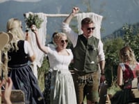 Daniela + Benedict // Hochzeitsvideo im Almbad Huberspitz, Bayern