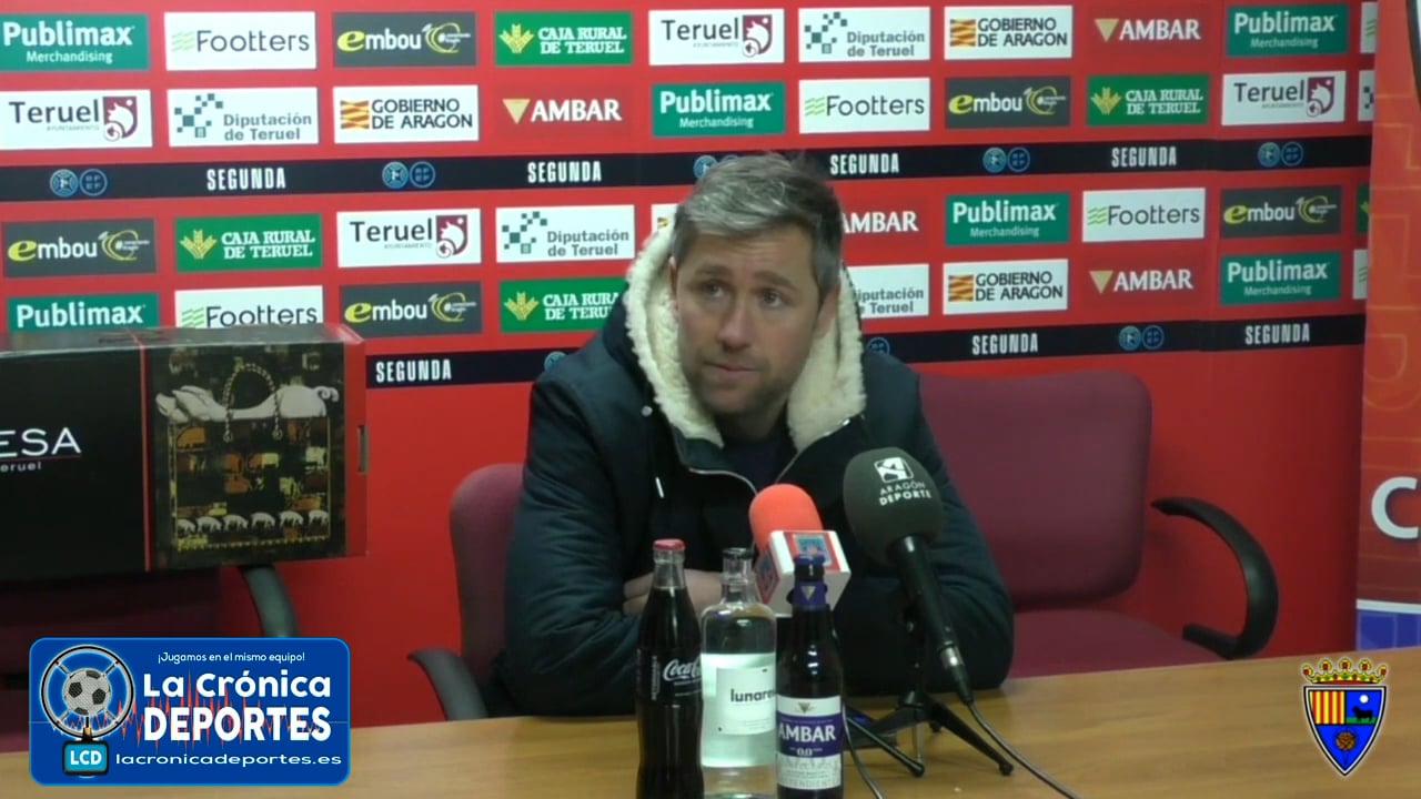 VÍCTOR BRAVO (Entrenador Teruel) CD Teruel 1-1 SD Tarazona / J 21 / 2ª RFEF - Grupo 3 / Fuente: YouTube CD Teruel