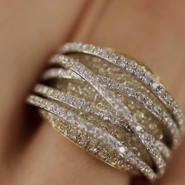 3.50 carat ring in yellow & white gold with round diamonds