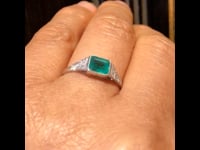 Ring met diamant, smaragd en platina 13263-5089