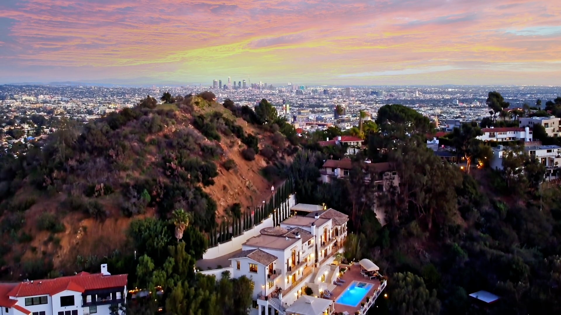 2321 Castilian Dr, Los Angeles  (MLS)