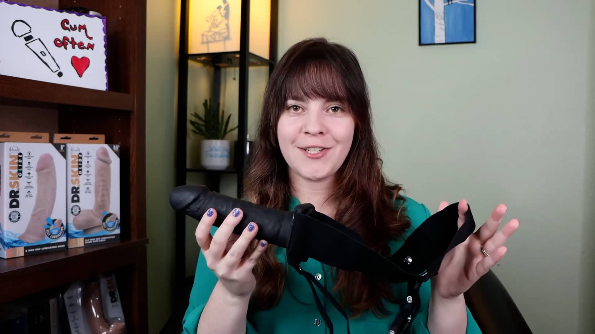 Blush Dr. Skin 7 Inch Hollow StrapOn on Vimeo