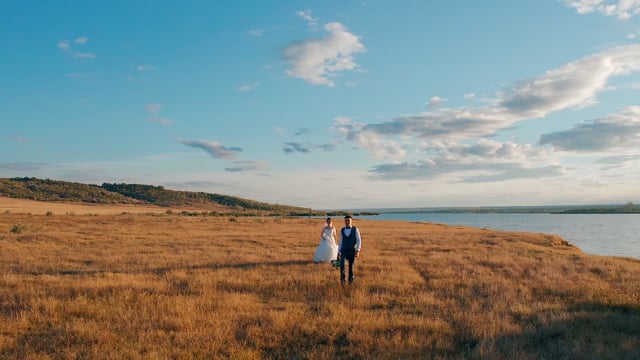 Видео