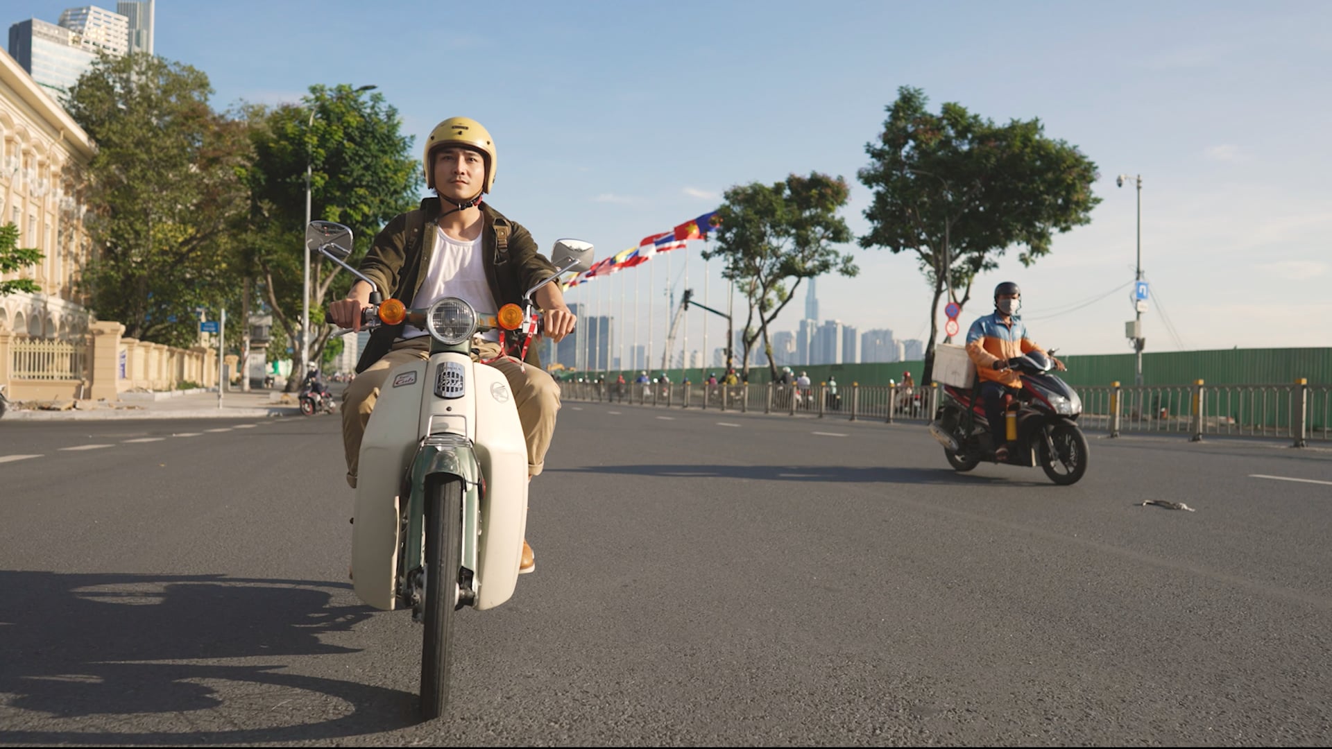 [documentary] - saigon, Hung, cub