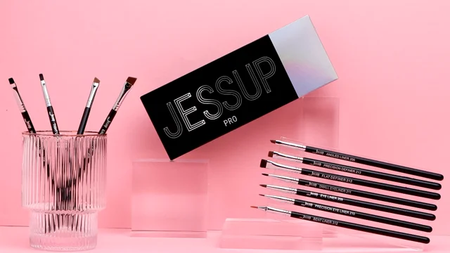 Jessup Eyeliner Brush Makeup Thin Bent Precision Angled Flat