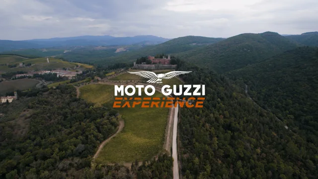 Noleggia una Moto Guzzi V7 per il tuo tour in Toscana - Tuscany Motorcycle  Tours