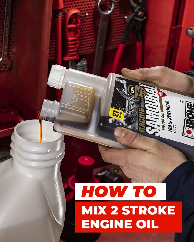 How to mix 2 stroke engine oil