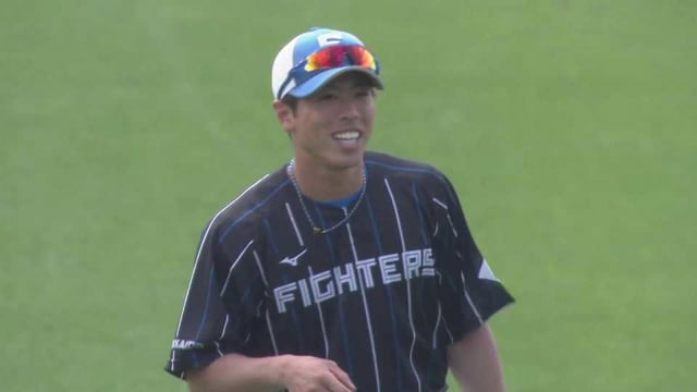 【春季キャンプ】BIGBOSSから注文も期待の証し!! ファイターズ・五十幡亮汰の好返球で得点阻止!! 2022年2月25日 北海道日本ハムファイターズ