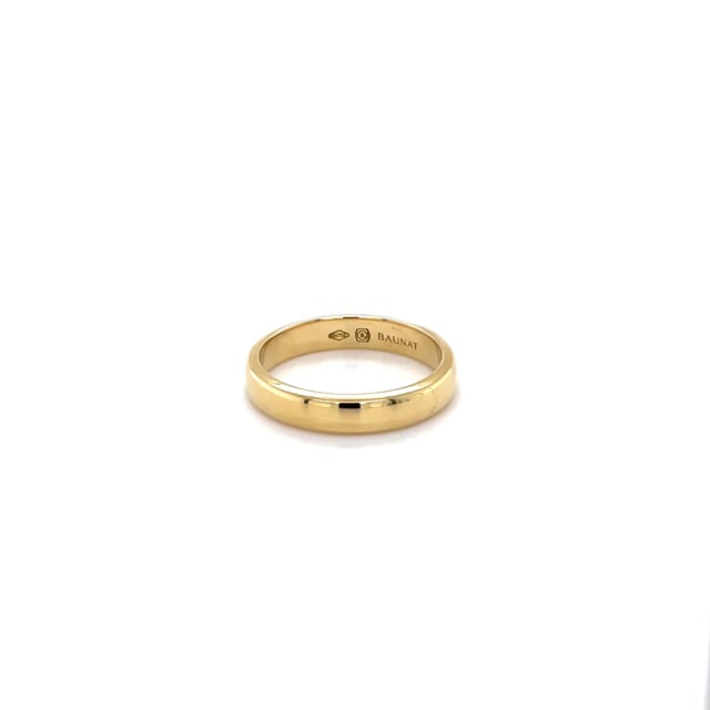 Wedding ring with a slightly domed surface of 4.00 mm in yellow gold