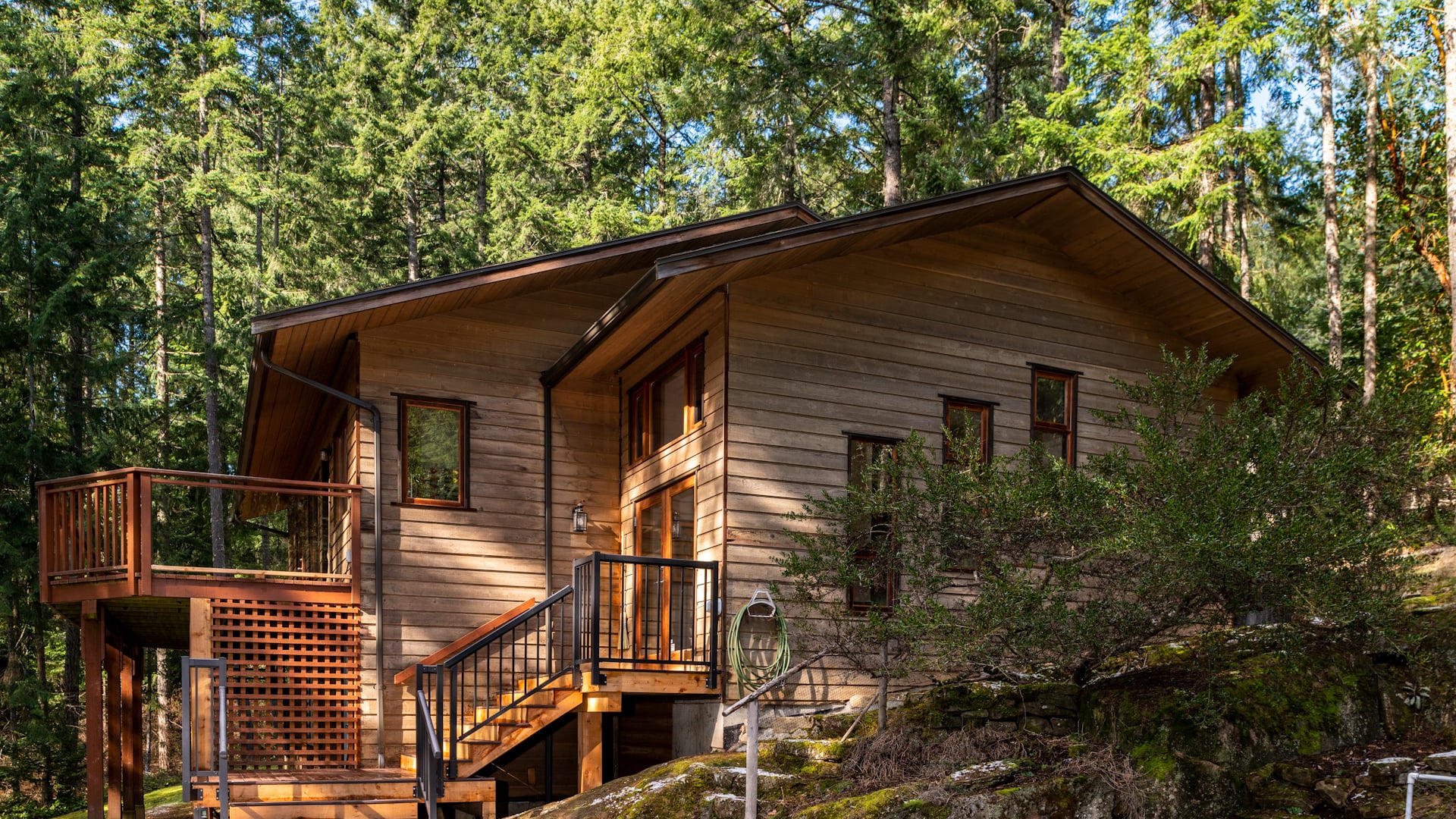 206 Cormorant Crescent Salt Spring Island on Vimeo