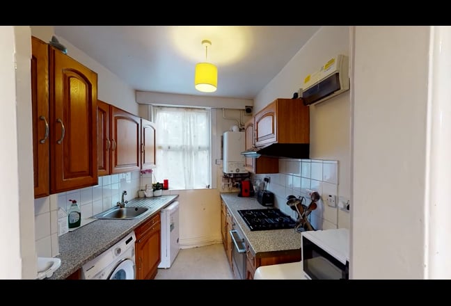 3 bed student flat available 1st July 2025 Main Photo