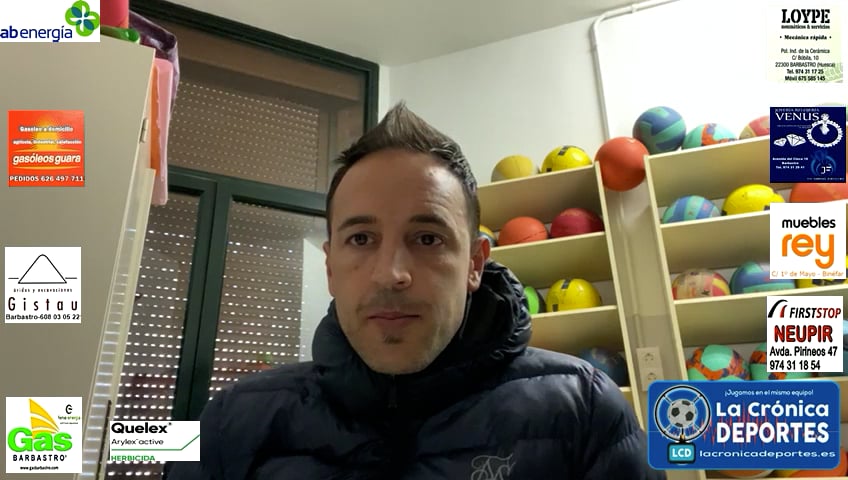 DAVID GIMÉNEZ (Entrenador Binéfar) CD Caspe 0-1 CD Binéfar / J 25 / 3ª División