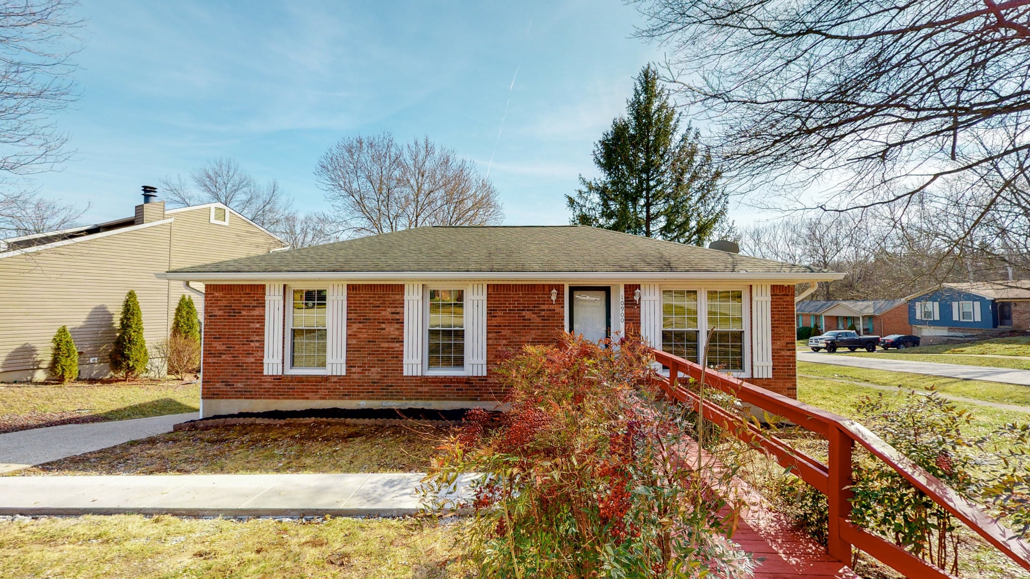 10900 Oak Harbor Dr Louisville KY 40299 on Vimeo