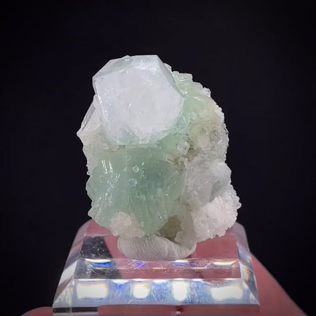 Analcime with Prehnite