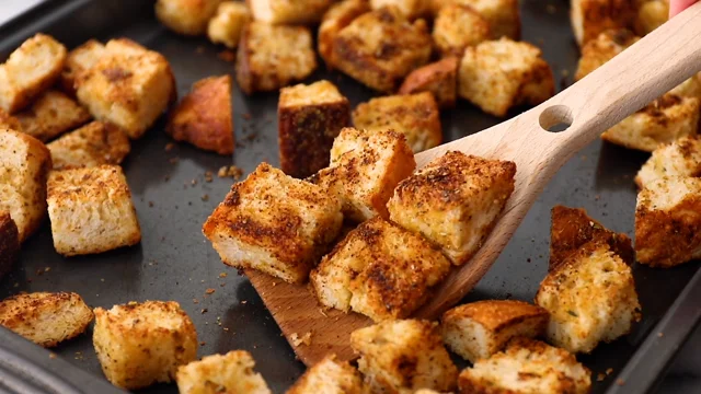 Garlic Parmesan Croutons - Martin's Famous Potato Rolls and Bread