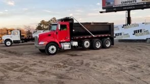 2006 PETERBILT 335 TRI-AXLE DUMP TRUCK VIN