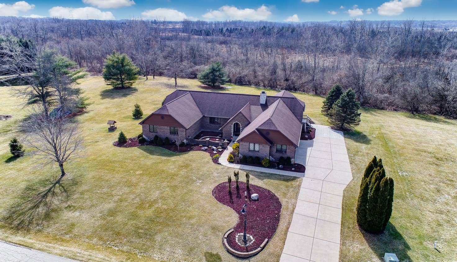 1821 Ash Meadow Court Xenia OH 45385 on Vimeo