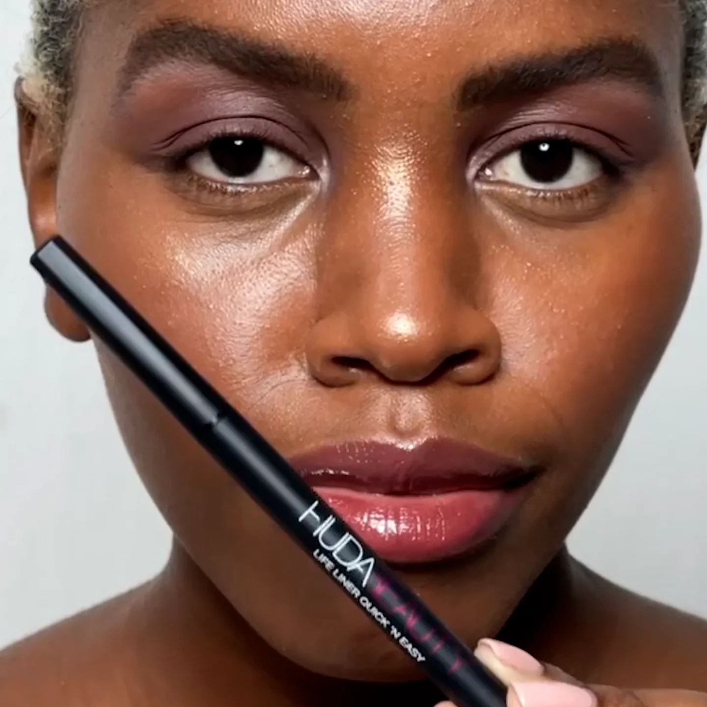 Quick 'N Easy Precision Liquid Liner