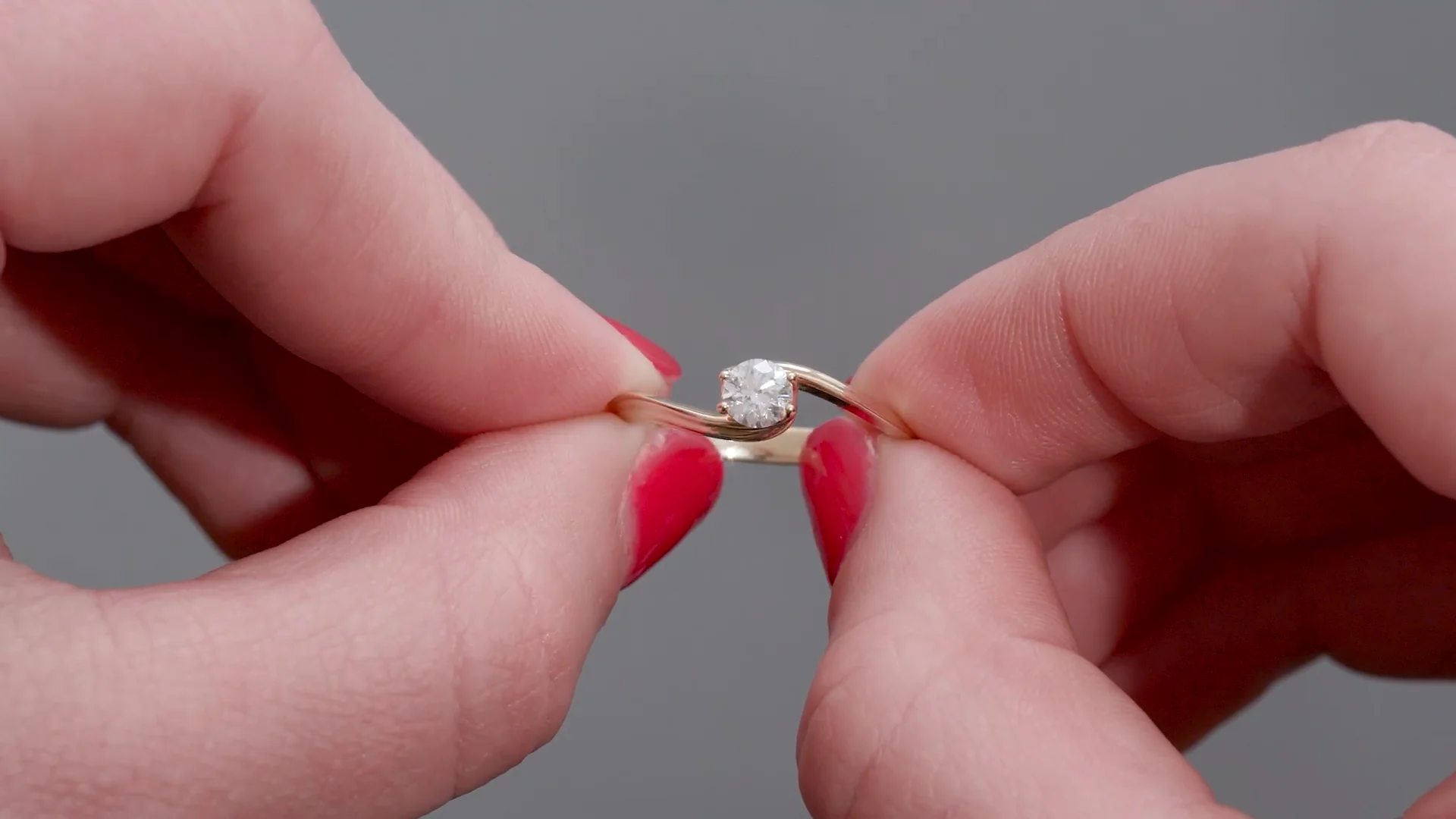 Zephyr Bypass Petite Ring