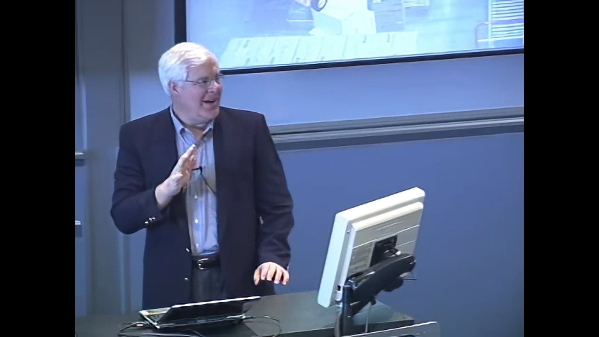 THE VITAL ROLE OF WAREHOUSING IN SUPPLY CHAINS AND BUSINESS