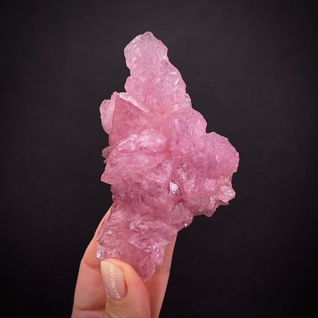 Rose Quartz (Island find) - QTZ09 - Lavra da Ilha - Brazil Mineral Specimen