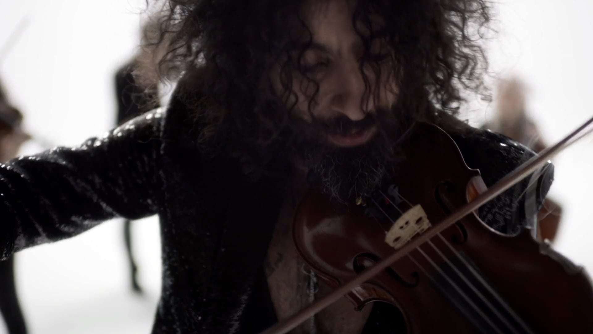 Ara Malikian Alien's office | Official Video