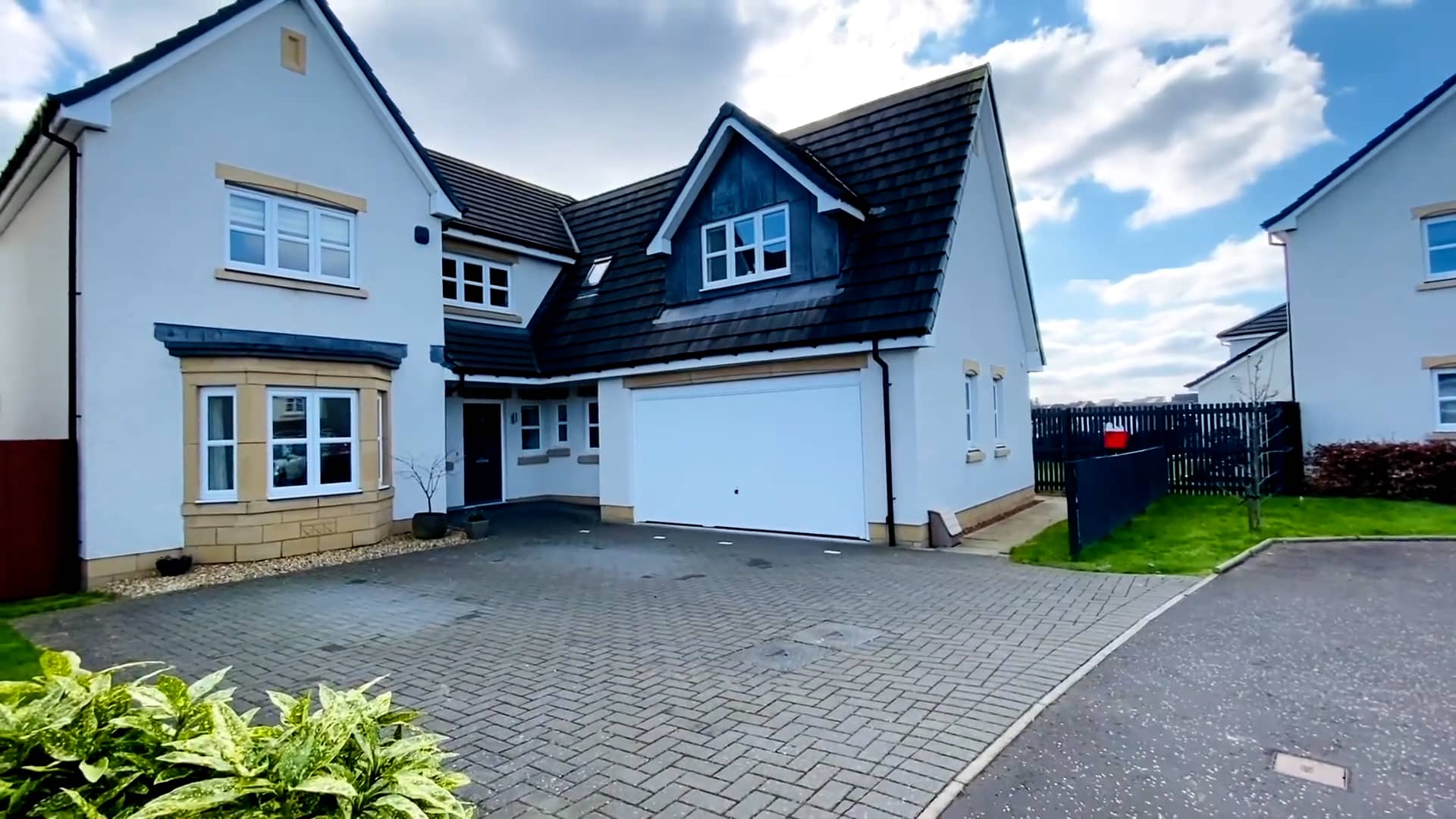 Broomhouse Drive, Uddingston on Vimeo