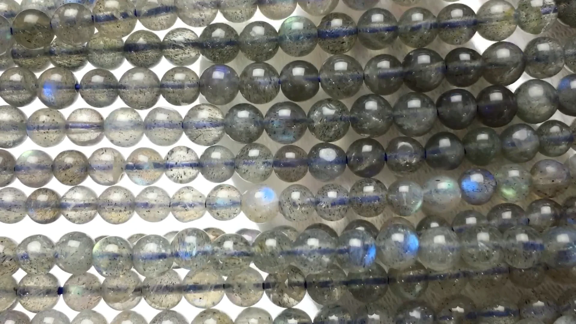 ラブラドライト（産地・マダガスカル） ラウンド4mm 1連｜天然石ビーズ