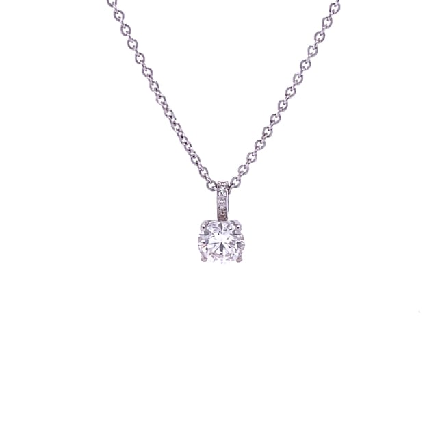 1.50 karaat solitaire hanger in platina met vier griffen en ronde diamanten