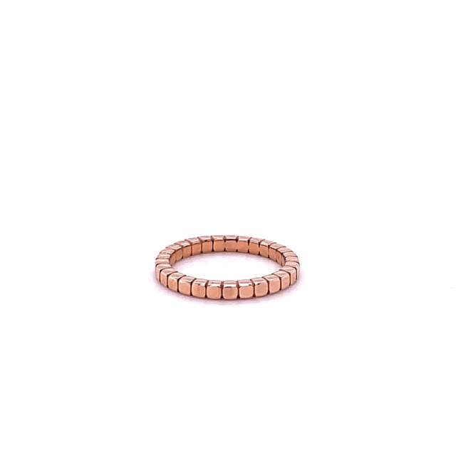 Stackable chequered ring in red gold