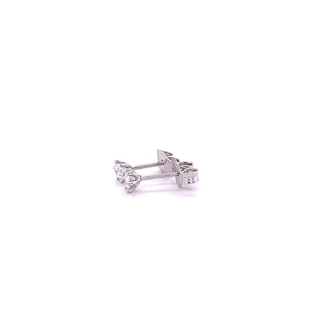 0.30 carat classic diamond earrings in white gold with six prongs