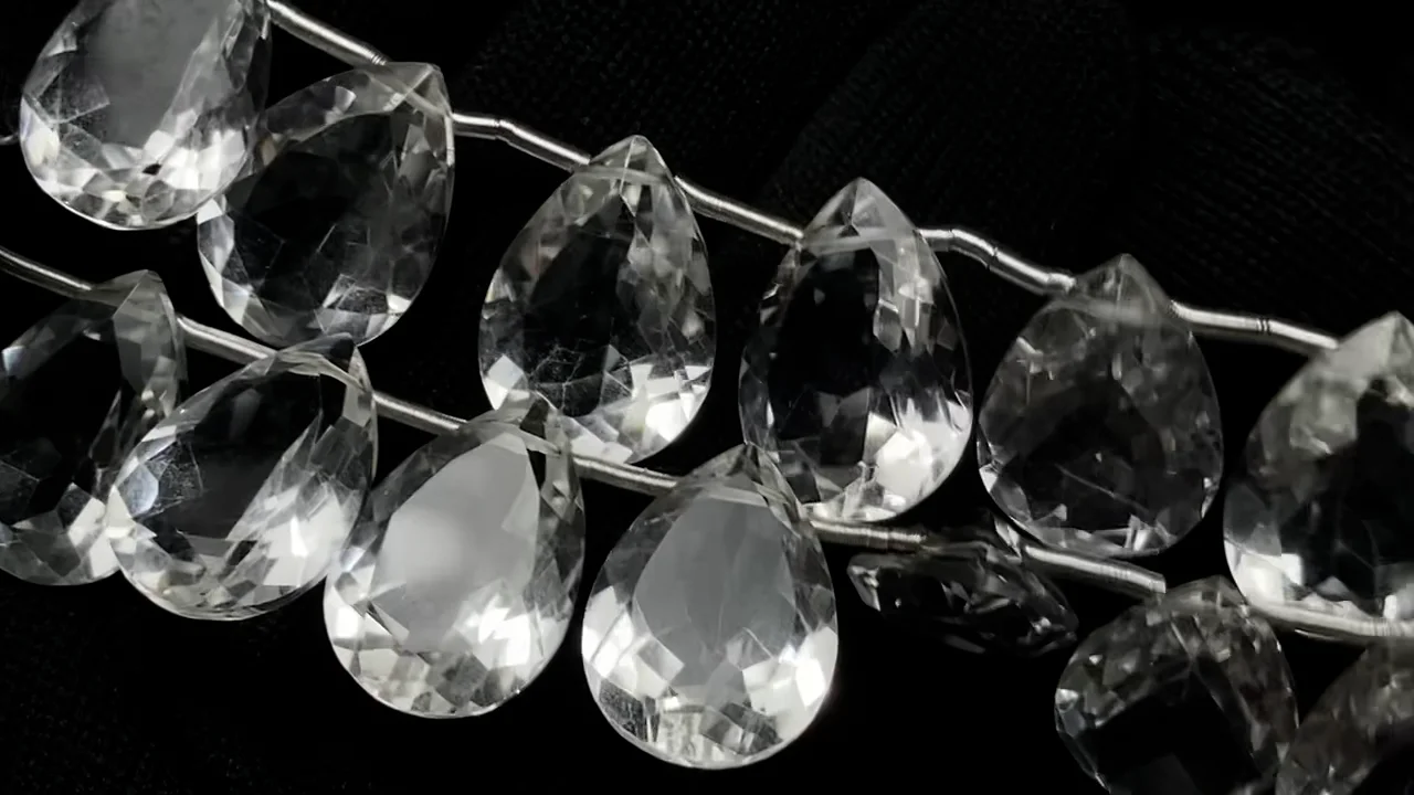 クリスタル ペアシェイプファセットカット18×13×7mm 1連（8粒