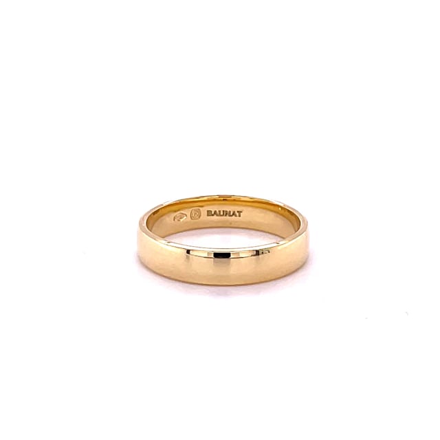 Wedding ring with a slightly domed surface of 5.00 mm in yellow gold