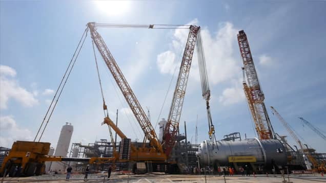 Installation of Petronas EO Reactor in Malaysia