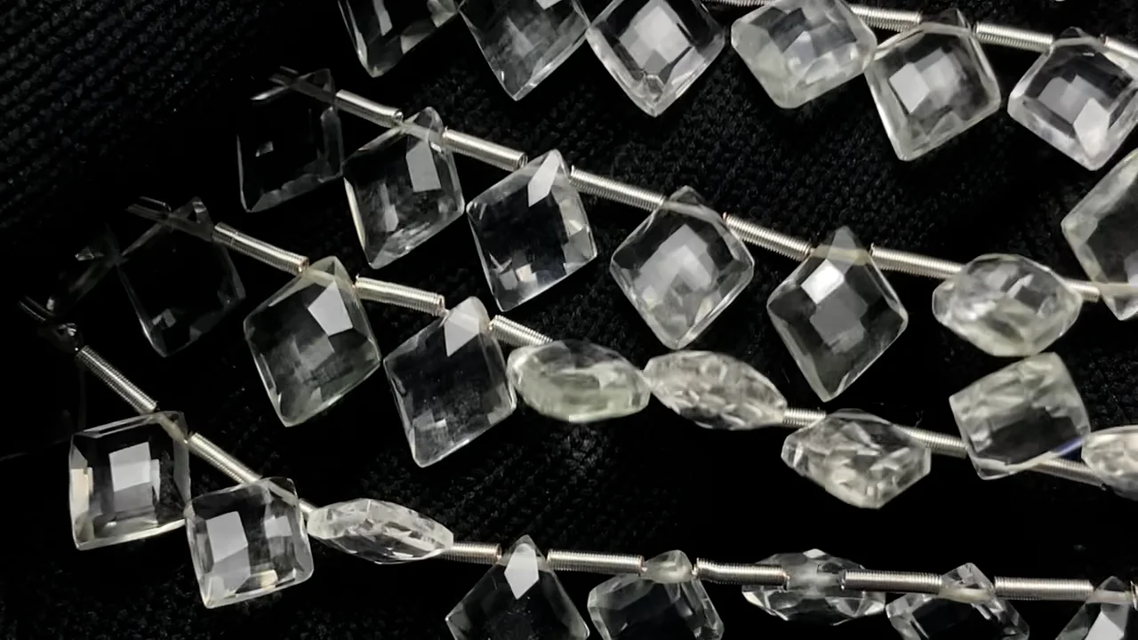 レア希少品　クリスタルダイス クリスタル ダイヤカット10×8mm 1連（22粒）｜天然石ビーズの卸