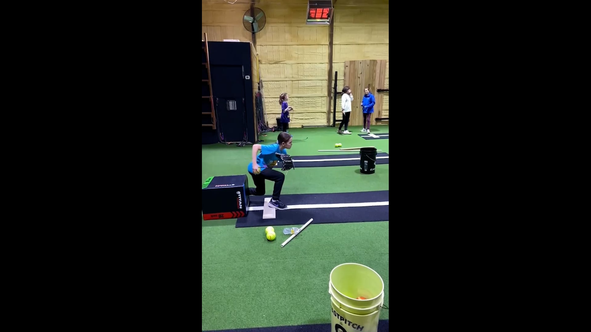 Pitching Session Critique: Leg Drive