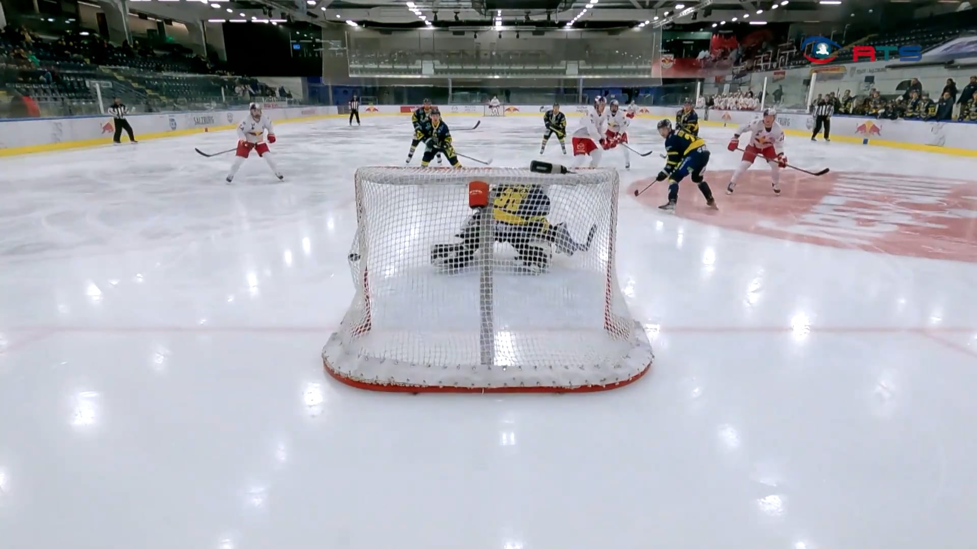 das-ueberraschende-salzburg-derby-die-zeller-eisbaeren-bezwingen-die-red-bull-hockey-juniors